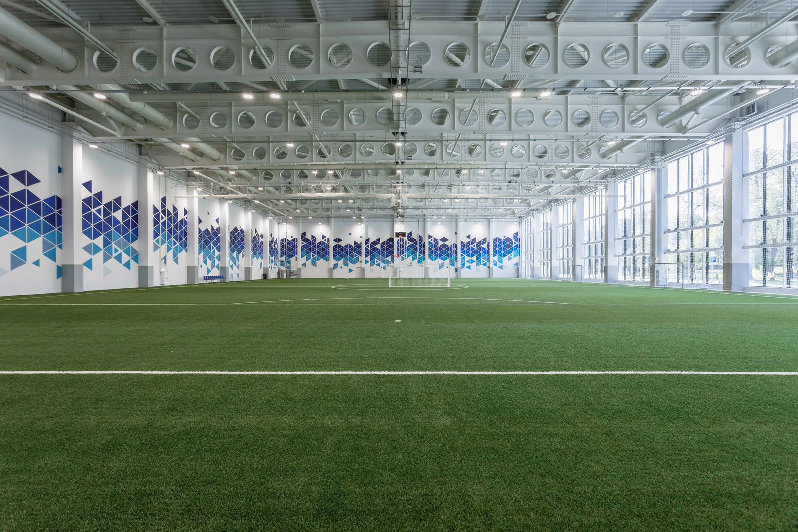 Аренда футбольного манежа